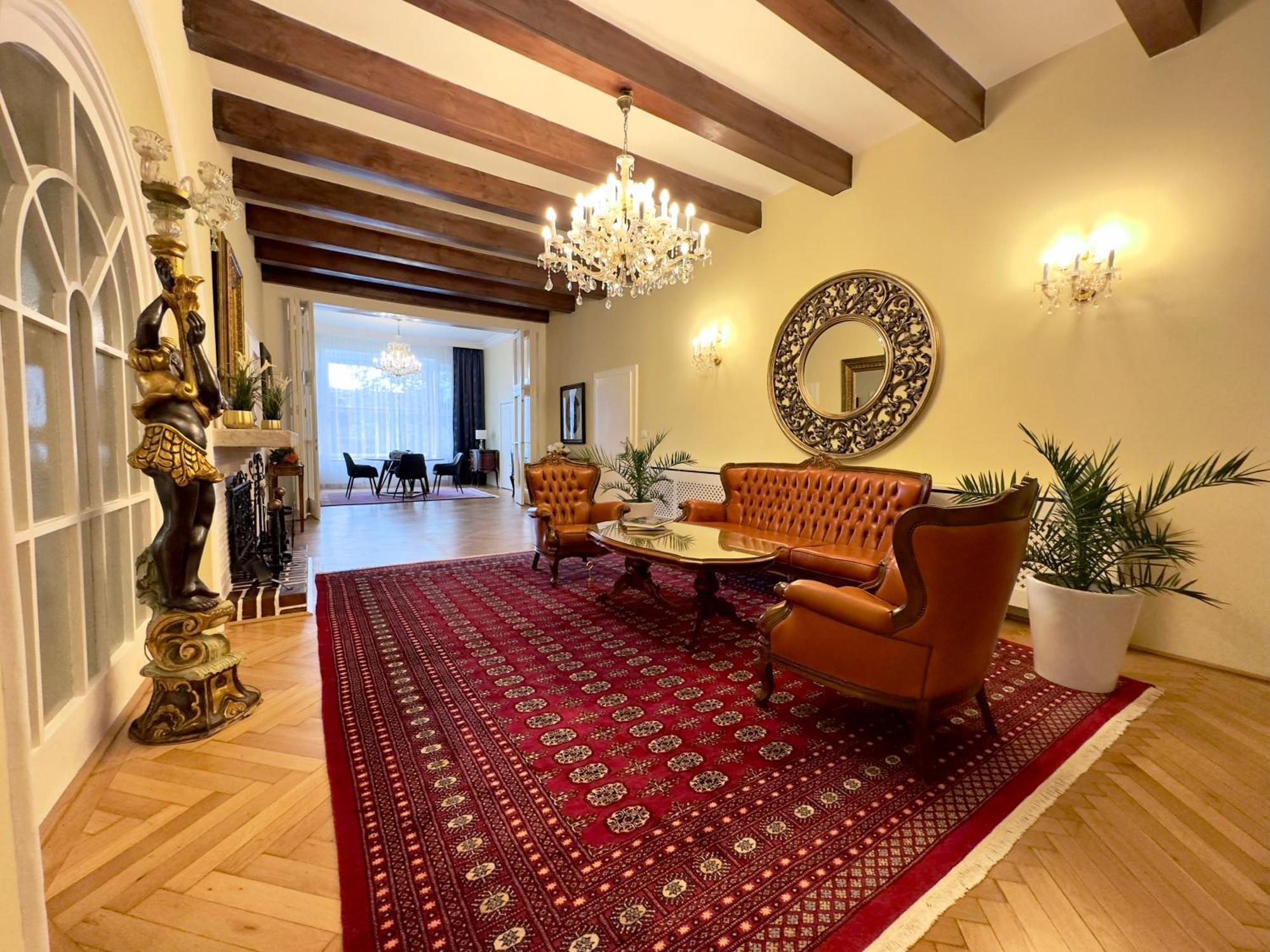 Wienerwald Residenz Баден Екстериор снимка